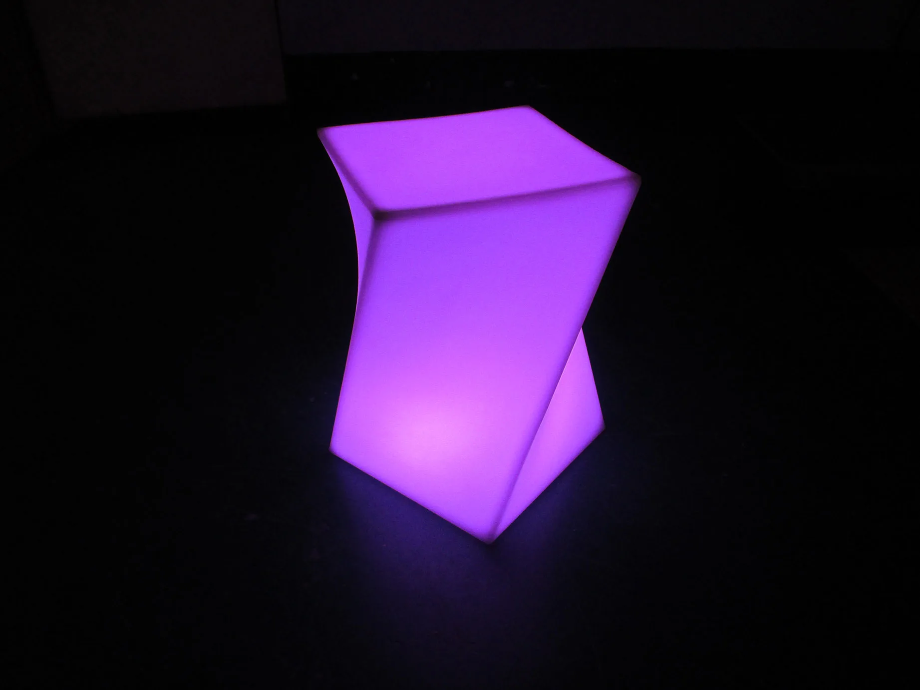 Marquee Event Hire By Inventiva Creative Studio Twisted Cube Stool 5.jpg